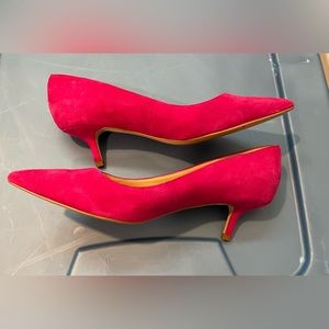 Ivanka Trump suede pink pumps size 7.5
